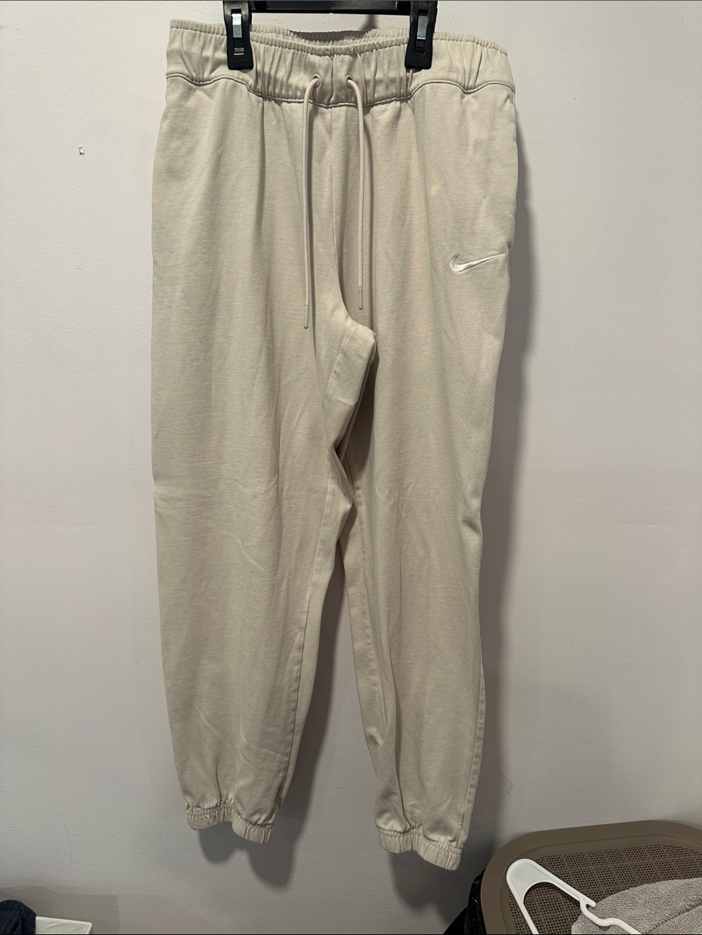 Nike Cream Fleece Jogger Pants